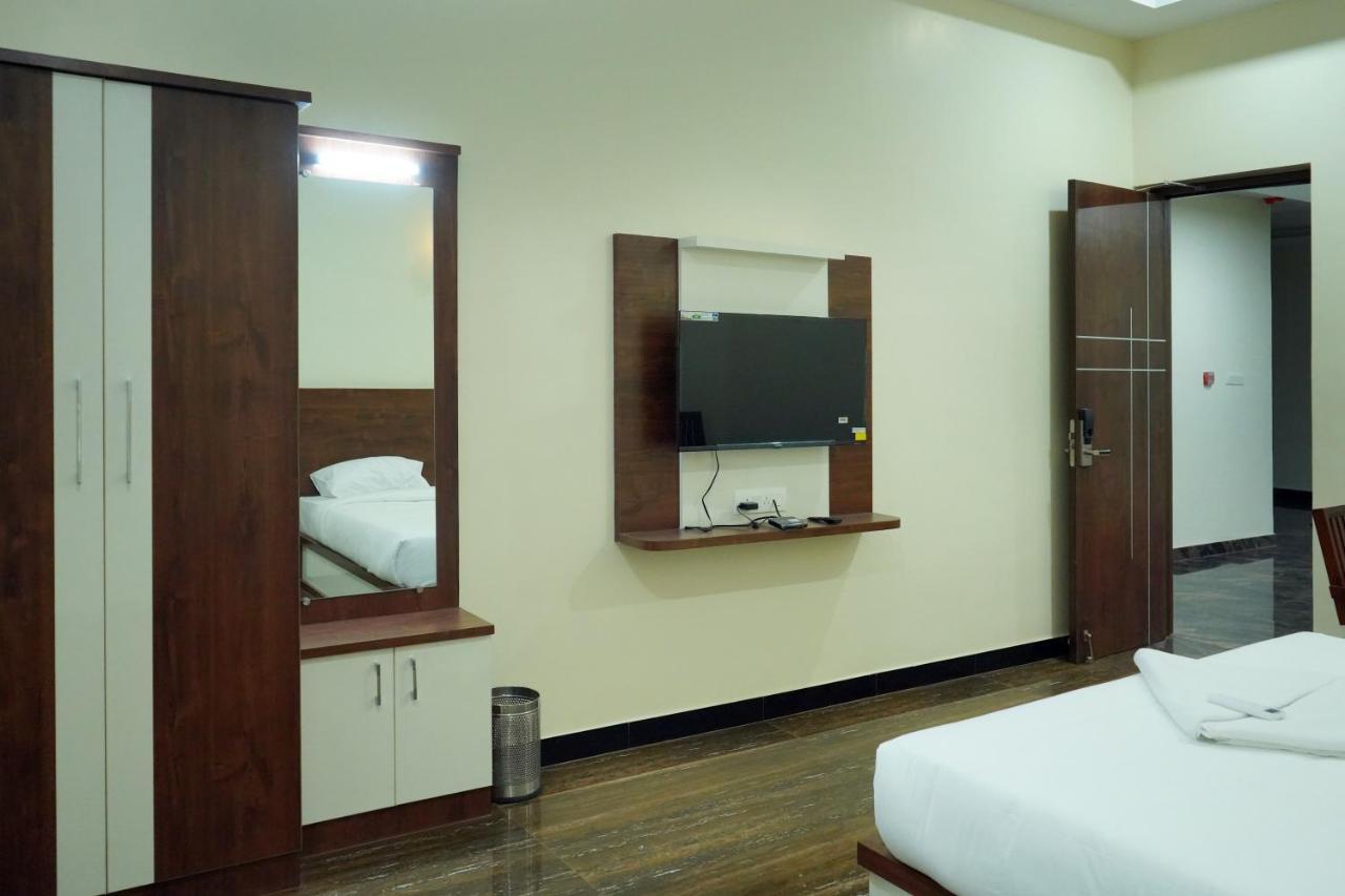 Hotel Nivetha Inn Coimbatore Eksteriør billede